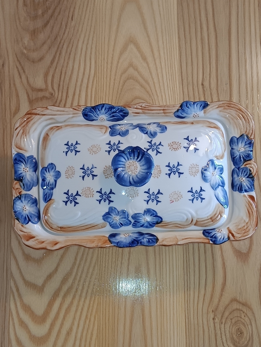 Temp-tations By Tara Providence Print Blue And Gold Medium Casserole Dish